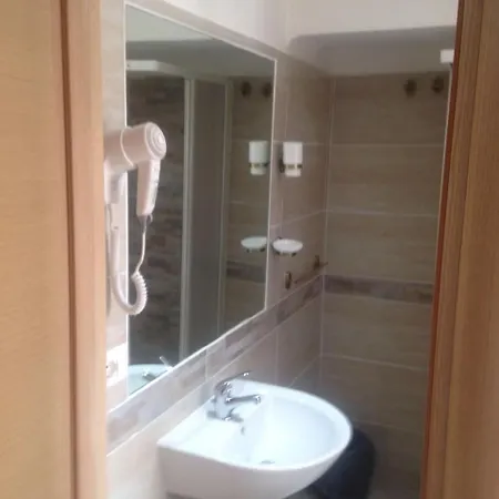 Guest house Hola